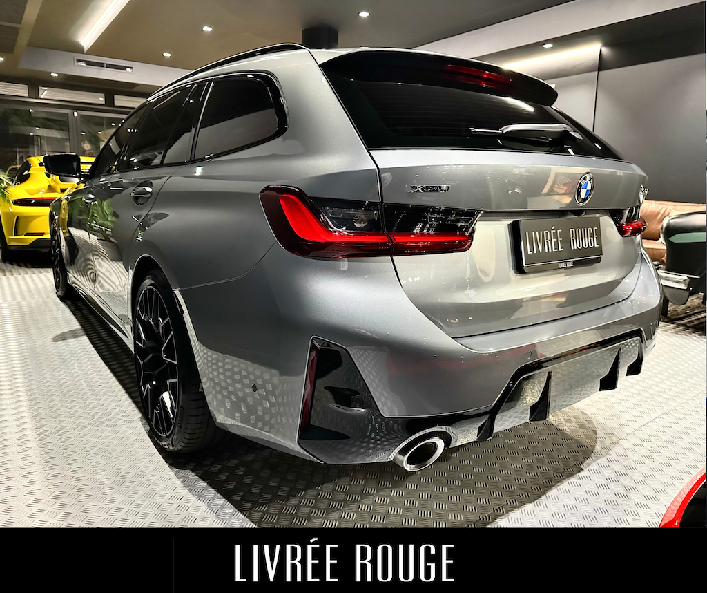 BMW 330i Touring xdrive MSport - immagine 12